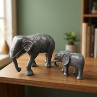 Figurines d'éléphants modernes en aluminium, design artisanal, faites à la main, ensemble de statues d'animaux moulées pour table, décoration intérieure, pièce maîtresse pour salon
