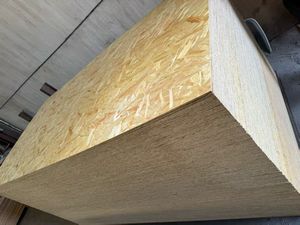 Paneles Estructurales Tipo Sándwich T&G de Alta Calidad Marca RUIHE, <span class=keywords><strong>Tablero</strong></span> de Madera <span class=keywords><strong>OSB</strong></span> Impermeable, Decoración de Muebles, Superficie Sin Acabado - Product Image 4