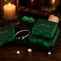 Boîte cadeau rigide en carton magnétique pour collier, biodégradable et recyclable, avec estampage à chaud et pelliculage mat, logo personnalisé imprimé