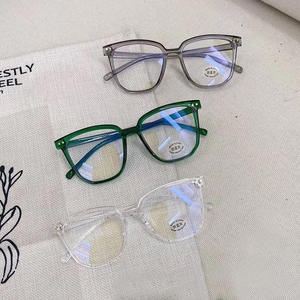 Gafas Qianai Square TR90 con Protección Anti Luz Azul para Mujer, Gafas para Computadora con Remaches Punteados Irregulares O3-30049, Montura Mediana - Product Image 3