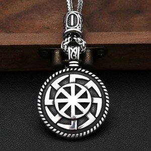 Yunnique – collier pendentif nordique Viking Slavique, amulette Kolovrat, argent 925, design géométrique, unisexe, à porter au quotidien - Product Image 2