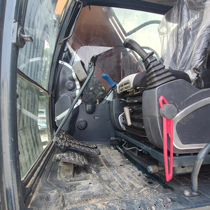 Excavatrice sur chenilles Hyundai d'occasion 220LC-9S 210w/225LC-9/305LC-9s/RX220-9s 150lc en bon état, moteur Cummins, boîte de vitesses, en promotion - Product Image 5