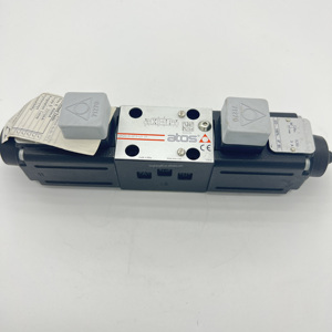Fabricant de solénoïdes pour camions-pompes, traitement d'accessoires de haute qualité pour camions-pompes - Product Image 1