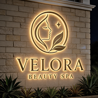 Lettres lumineuses rétroéclairées en aluminium finition miroir doré personnalisées pour salon de beauté et spa, pour décoration murale