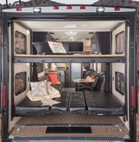 2024 personnalisé tout-terrain jouet transporteur voyage remorque grand espace de rangement en fibre de verre pour moto Quad vélo pour Camping usage extérieur