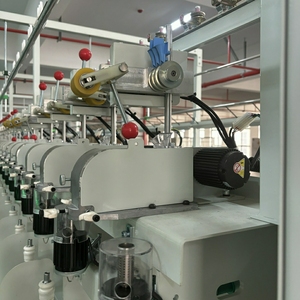 เครื่องบิดเส้นด้ายแบบประหยัดพลังงานสำหรับเส้นด้ายแฟนซี พร้อมมอเตอร์ประหยัดพลังงาน ชิ้นส่วนแกนกลางที่ปรับได้ และเส้นใยขนปุยที่ปรับได้ - Product Image 1