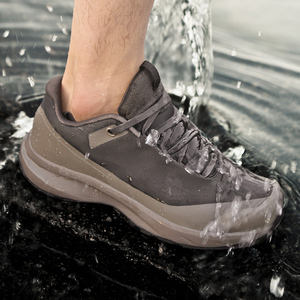 Chaussures de randonnée et de trekking pour hommes, haute qualité, personnalisées, hiver/été, sport de plein air, baskets décontractées blanches, empeigne en mesh, semelle extérieure en caoutchouc - Product Image 1