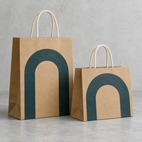 Sacs cadeaux en papier kraft de qualité supérieure avec poignées en corde de coton, sacs de shopping à soufflets personnalisés imprimés pour le commerce de détail et les événements B132