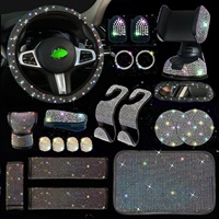 Ensemble d'accessoires de voiture scintillants : Housse de volant rose en fibre synthétique avec strass, support de téléphone pour voiture, housse de levier de vitesse et coussin d'accoudoir