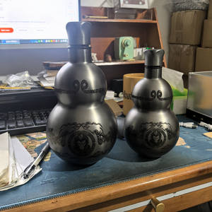 Bouteille d'eau <span class=keywords><strong>isotherme</strong></span> en acier inoxydable en forme de <span class=keywords><strong>gourde</strong></span> Wukong Black Myth, thermos sous vide, <span class=keywords><strong>gourde</strong></span> de sport avec sangle - Product Image 2