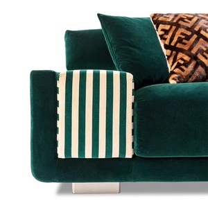 Divano di Lusso Italiano a 3 Posti per Soggiorno, in Velluto Verde Smeraldo, con Schienale Dritto, per Hotel, Villa <span class=keywords><strong>e</strong></span> Uso Domestico - Product Image 4