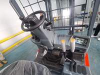 Chariot élévateur électrique contrepoids série CPD Heli H4 pour stockage industriel