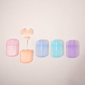 Botella de Perfume Portátil Recargable de Plástico PP Vacía, Fabricada con Paja de Trigo, con Atomizador de Niebla, para Tarjetas de Crédito - Product Image 3