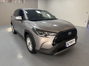 Voiture d'occasion 2023 2.0L Édition <span class=keywords><strong>Pioneer</strong></span> Toyota Corolla Cross - Product Image 3