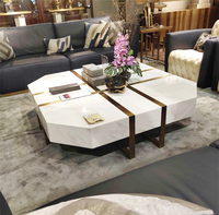 Table basse moderne tendance, table basse carrée en marbre blanc avec pieds en acier inoxydable plaqué or ou brossé