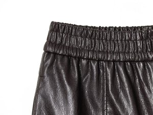 PB&ZA Nuovi Arrivi Primavera 2026: <span class=keywords><strong>Shorts</strong></span> Casual da Donna a Vita Alta in <span class=keywords><strong>Ecopelle</strong></span> Elasticizzata - Product Image 4