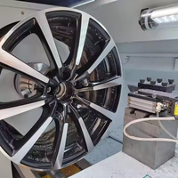 Máquina de Tornear para Cubos de Rueda, la Velocidad del Torno es Ajustable, el Estado de Trabajo Puede Alcanzar de 0 a 1000 RPM, y la Velocidad se Puede Ajustar