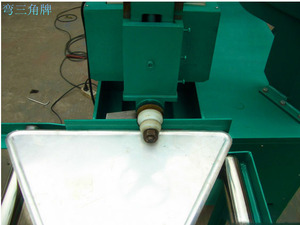 Equipo de producción de señales de tráfico Máquina cortadora de señales de tráfico de carretera Máquina de borde de prensa de señales redondas - Product Image 5