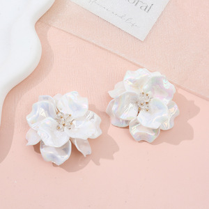 Nouveau design beau luxe fait à la main exagéré perle couleur Floral <span class=keywords><strong>Baroque</strong></span> bricolage perlé fleur <span class=keywords><strong>Applique</strong></span> pour mariage - Product Image 3