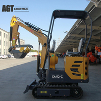 Mini-excavatrice AGT DM12-C en stock aux États-Unis, avec pince hydraulique, bras pivotant latéral et moteur Briggs & Stratton pour travaux agricoles et de construction