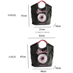 Bolsa de Compras Grande de Lona de Nailon con Bordado de Dibujos Animados Estilo Japonés - Product Image 5