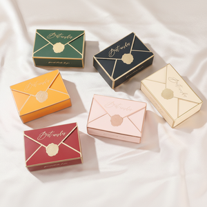 Caja cuadrada pequeña impresa con logotipo personalizado al por mayor, duradera, reciclable, ecológica, sobre, cierre, material de cartón, joyería - Product Image 1