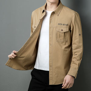 เสื้อแจ็คเก็ตขนแกะบุขนสำหรับผู้ชายแบบมีฮู้ด กันลม มีหลายกระเป๋า สวมใส่สบาย แขนยาว เหมาะสำหรับฤดูหนาว พร้อมโลโก้แบบกำหนดเองได้ - Product Image 3