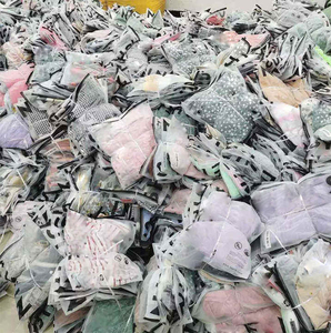 Nouveau stock de vêtements mixtes 2026 : Balles de hauts courts pour femmes, T-shirts et robes décontractées d'occasion pour femmes - Product Image 1