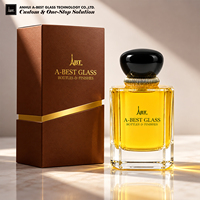 Flacon de parfum de luxe carré mat givré 100 ml en gros avec logo personnalisé et emballage en boîte PPWR