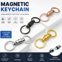 Porte-clés en métal personnalisé avec usinage CNC, mousqueton pratique et décapsuleur pour l'alpinisme, la randonnée et le camping
