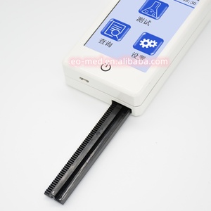 High Reproducibility Semi-quantitative Vet Urine Chemistry Analyzer Handheld <b>Mini</b> Veterinary Urine Analysis Machine - Product Image 4