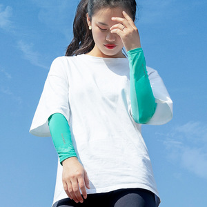 Manchons de Cyclisme ROS Noirs Anti-UV à Compression et Rafraîchissants pour Adultes Unisexe Design Sans Couture - Product Image 4