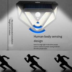 166 LED applique murale solaire éclairage à <span class=keywords><strong>cinq</strong></span> côtés IP65 étanche éclairage de jardin Durable en plastique utilisation extérieure détection du corps humain - Product Image 4