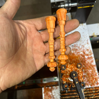 Mini tour à bois de table pour petit artisanat en bois et perles d'arts et vase