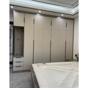 Système de dressing intégré minimaliste italien pour chambre à coucher, en contreplaqué moderne, avec rangement intelligent, très demandé et personnalisable - Product Image 2
