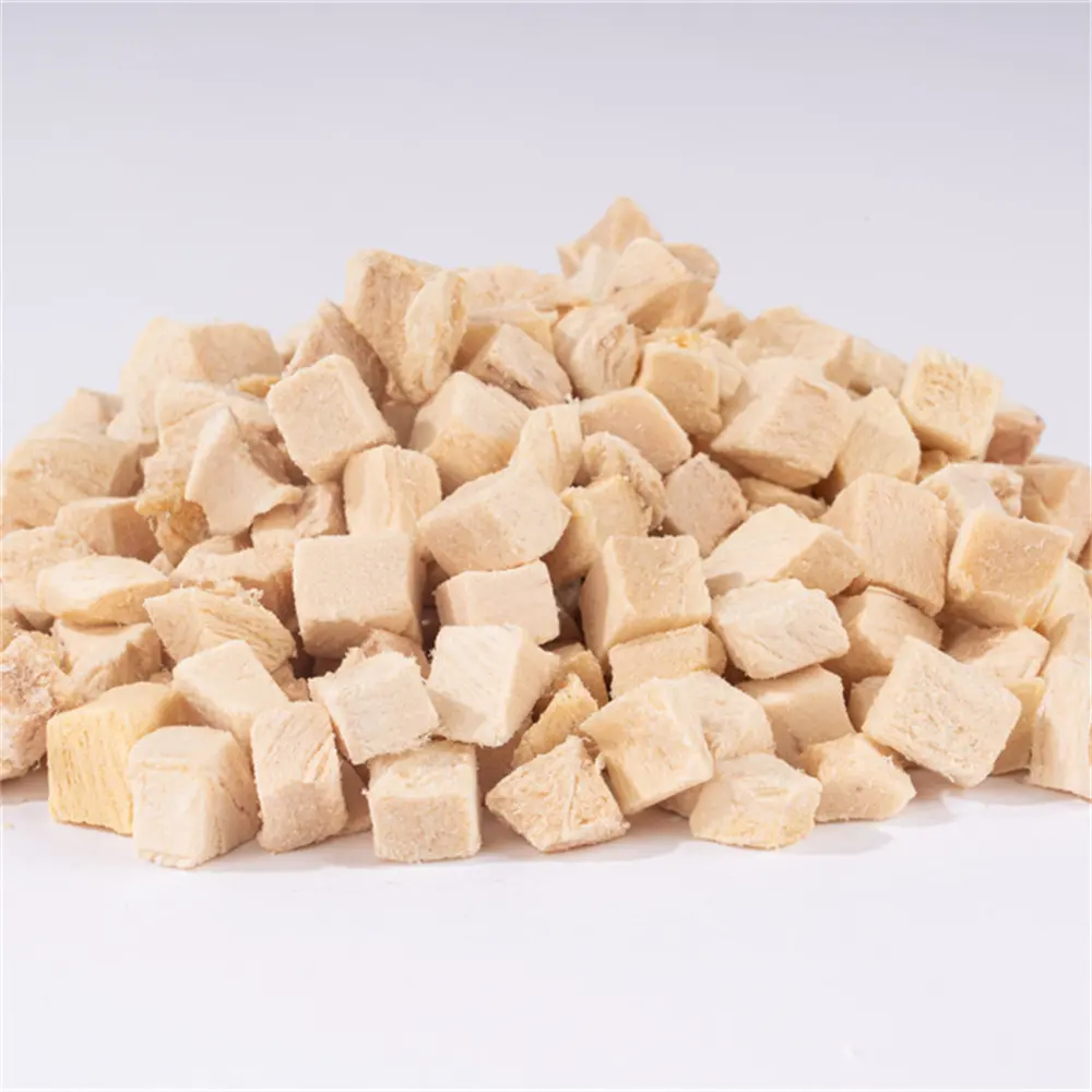 Healthy and nutritious pet freeze-dried snacks Chicken cubes freeze-dried Global best-selling snacks Promote pet growth