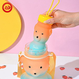 Portátil 350ml 1100ml Verão Grande Capacidade Bear Gradient <span class=keywords><strong>Cute</strong></span> Water Bottle Girls Plastic Cup Gourds <span class=keywords><strong>Kids</strong></span> Plastic Water Bottle - Product Image 6
