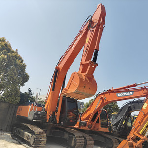 Excavatrice sur chenilles hydraulique Hitachi ZX350HG/ZX350-3G/ZX350HG/EX160/EX200/ZX120 d'occasion, modèle 2022, bon moteur, pompe en excellent état, faible nombre d'heures, en stock - Product Image 4