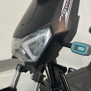 Trottinette électrique R1 48V 20Ah 500W avec moteur sans balais, éclairage LED, deux roues, pour trajets urbains - Product Image 2
