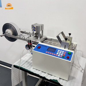 Machine de dé<span class=keywords><strong>coupe</strong></span> automatique compacte pour joints en mousse EVA et <span class=keywords><strong>plastique</strong></span>, de rouleau à feuille, pour l'emballage - Product Image 4