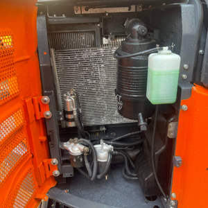 Excavatrice sur chenilles Hitachi Zx65usb d'occasion, modèle japonais, poids de 6,5 tonnes, capacité de la benne de 0,3 m3, moteur de pompe - Product Image 4