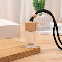 En stock vente en gros de 10ml de flacons de parfum pour diffuseur de désodorisant suspendus en forme de rectangle vide pour voiture avec bouchons en bois