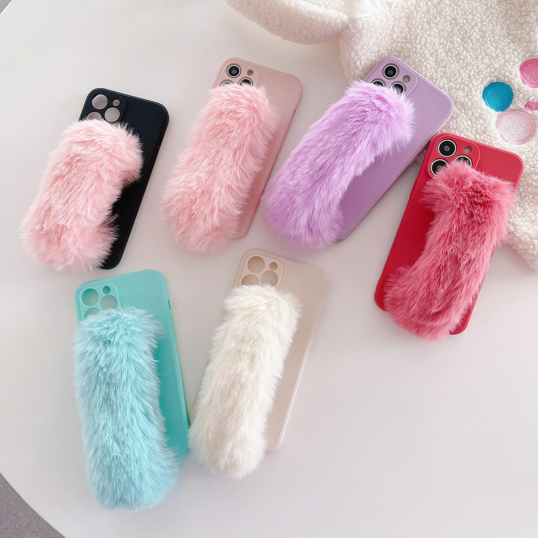Amazon hot sale Luxury cute soft winter plush phone case Cover For iPhone 11 12 13 mini Pro Max