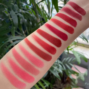 Nuevo Gel Labial MLM, Maquillaje Multiusos, Suave para Labios y Mejillas, Efecto Pudín, 2 en 1, Brillo Labial y Crema Facial Mate - Product Image 2