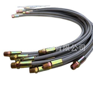 Tuyau haute pression Mingchang 08223 pour applications en aciéries, forage pétrolier, ignifuge, vapeur d'eau et huile - Product Image 1