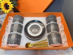 Set da Tè in Porcellana di Lusso Bestseller, Servizio da Tavola Minimalista in Ceramica Occidentale e <span class=keywords><strong>Bone</strong></span> <span class=keywords><strong>China</strong></span> - Product Image 6