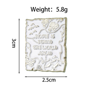 Broche Minimalista con Paisaje Montañoso, Insignia Metálica Personalizada con Letra Inglesa Geométrica, Accesorio Decorativo Versátil en Stock - Product Image 4