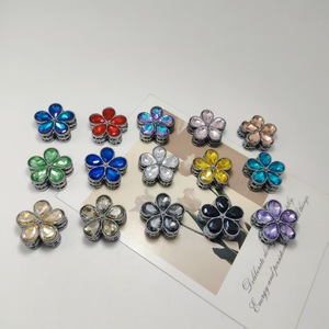 Breloques en alliage électroplaqué en forme de fleur avec serti clos pour la fabrication de bijoux DIY, accessoire de mode unisexe - Product Image 2