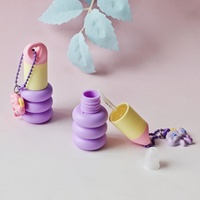 Tube vide en plastique personnalisé sur le thème de la dopamine avec breloque, mignon, pour gloss, outils de maquillage cosmétique, emballage de rouge à lèvres, vente en gros