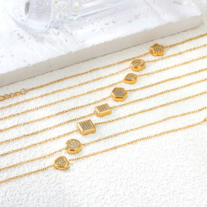 สร้อยข้อมือรูปหัวใจประดับเพชรซิร์คอนทรงเรขาคณิตสำหรับผู้หญิง ของขวัญสุดหรู ฝังเพชรขนาดเล็ก วัสดุสแตนเลส เครื่องประดับแฟชั่น - Product Image 1